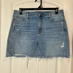 Arizona Jean Co. Women's Y2K Grunge Blue Jean Denim Cut Off Mini Skirt